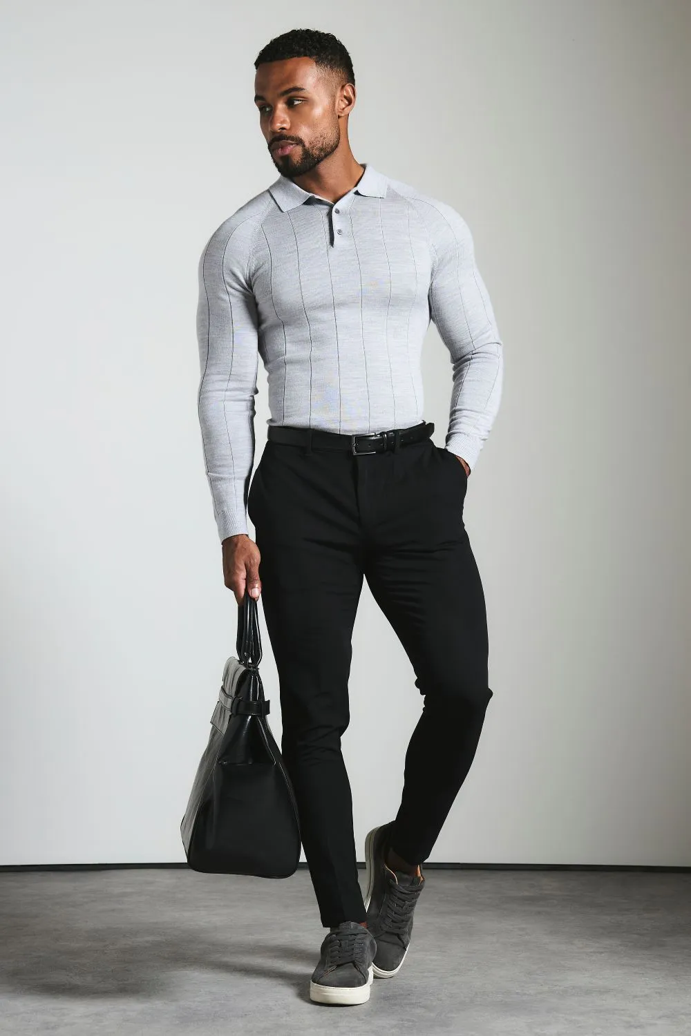 Athletic Fit Essential Pants in Black